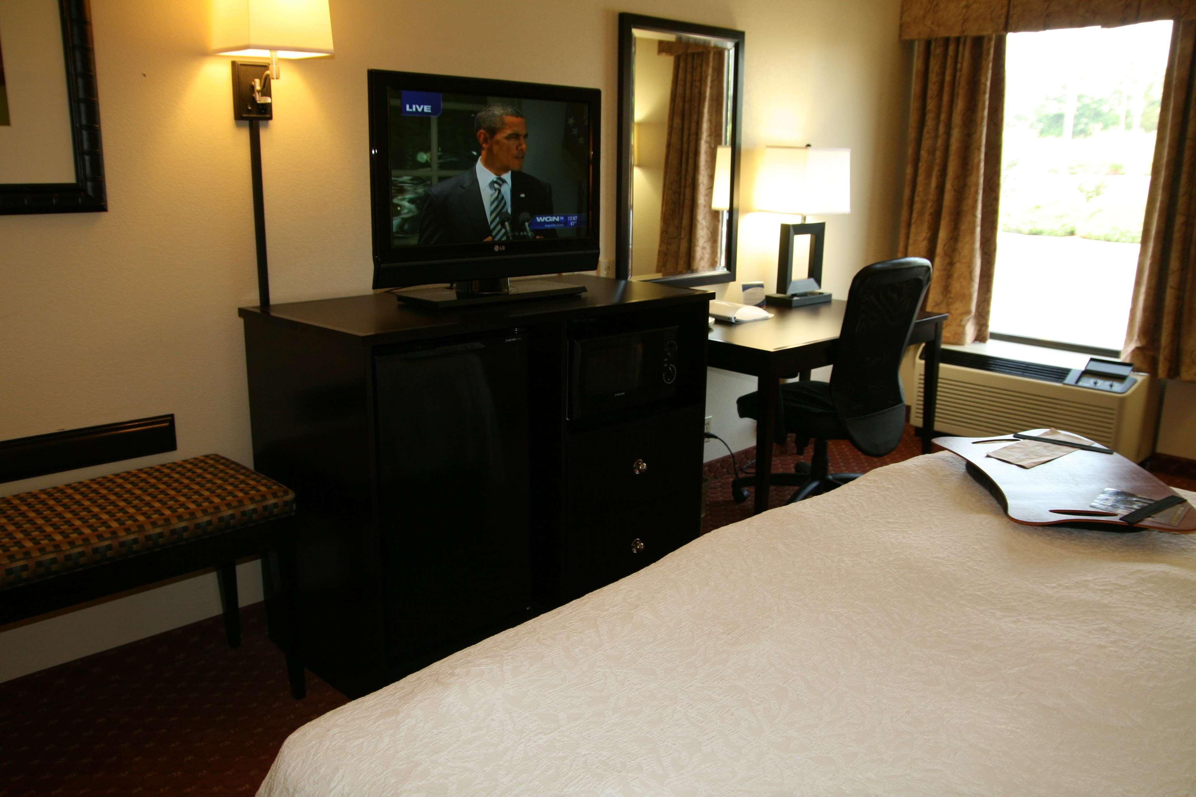 Hampton Inn Louisville/I-65/Brooks Road Habitación foto