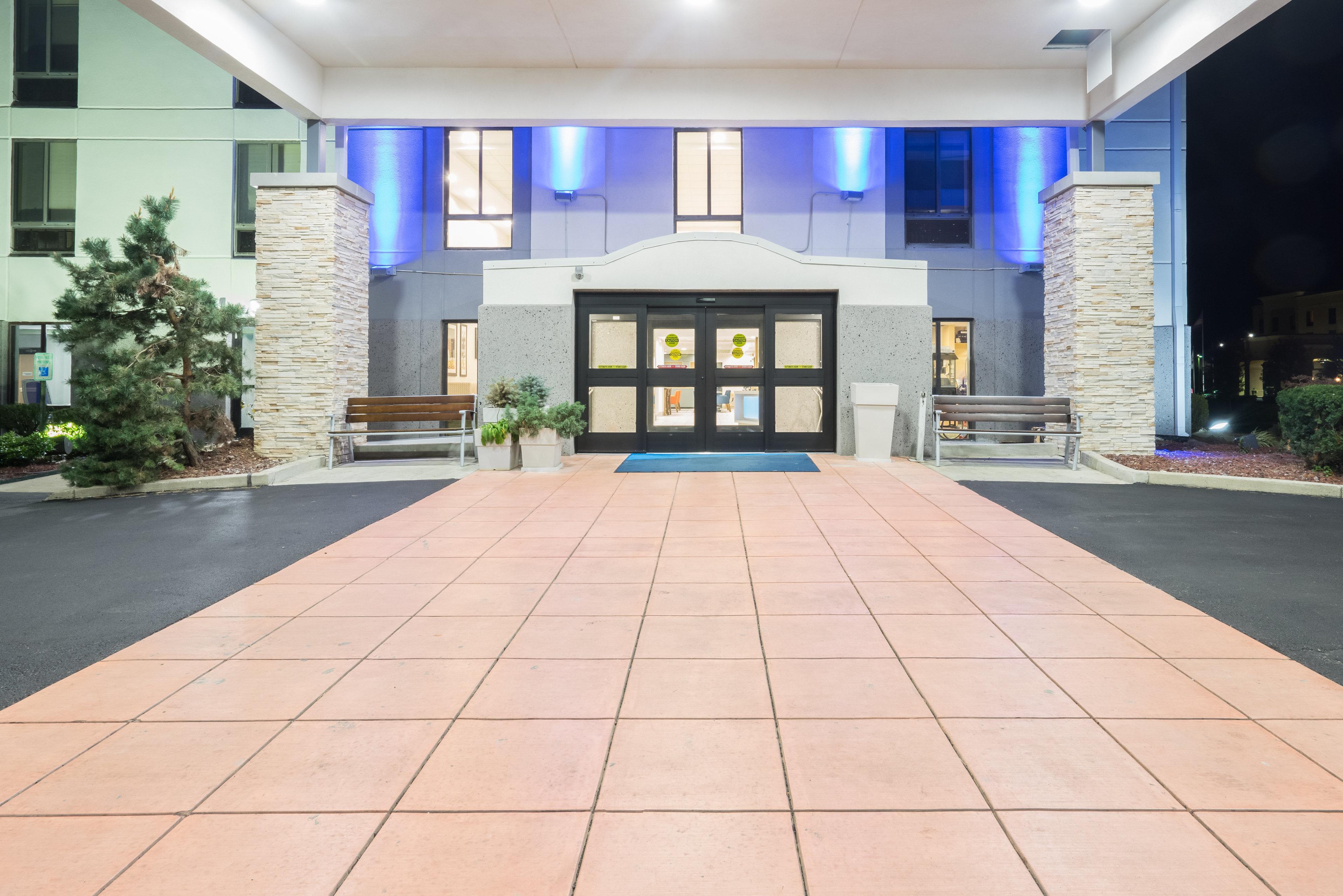 Hampton Inn Louisville/I-65/Brooks Road Exterior foto