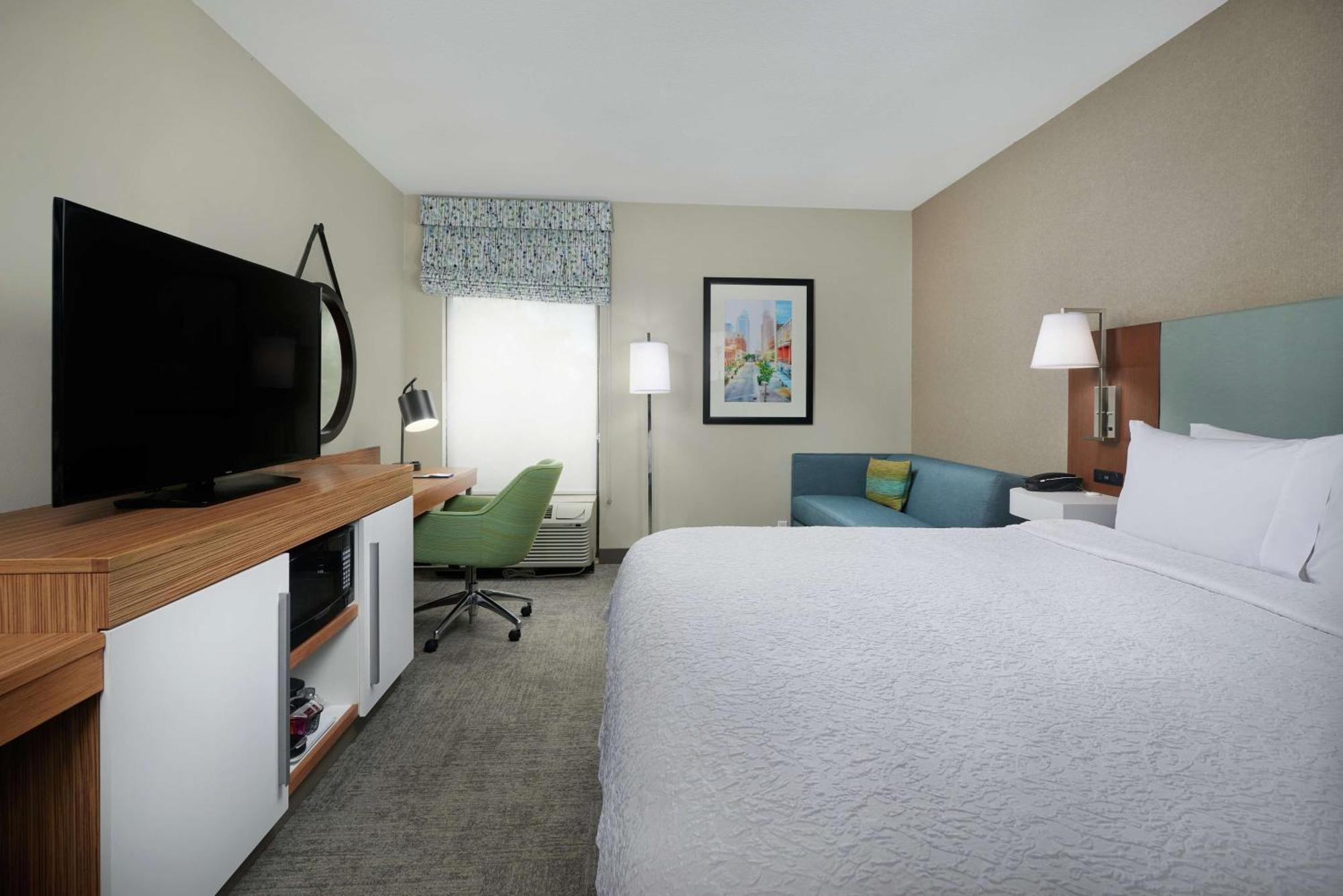 Hampton Inn Louisville/I-65/Brooks Road Exterior foto